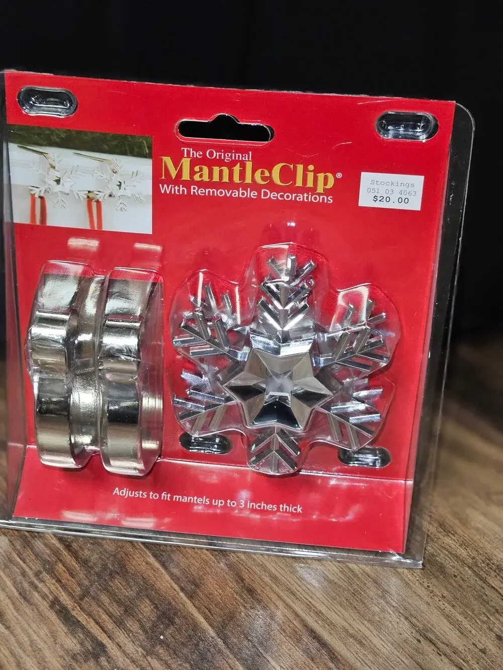 2-pack Snowflake MantleClip Stocking Holders